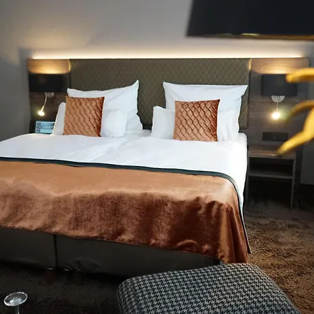 فندق Boutique Germania 4*
